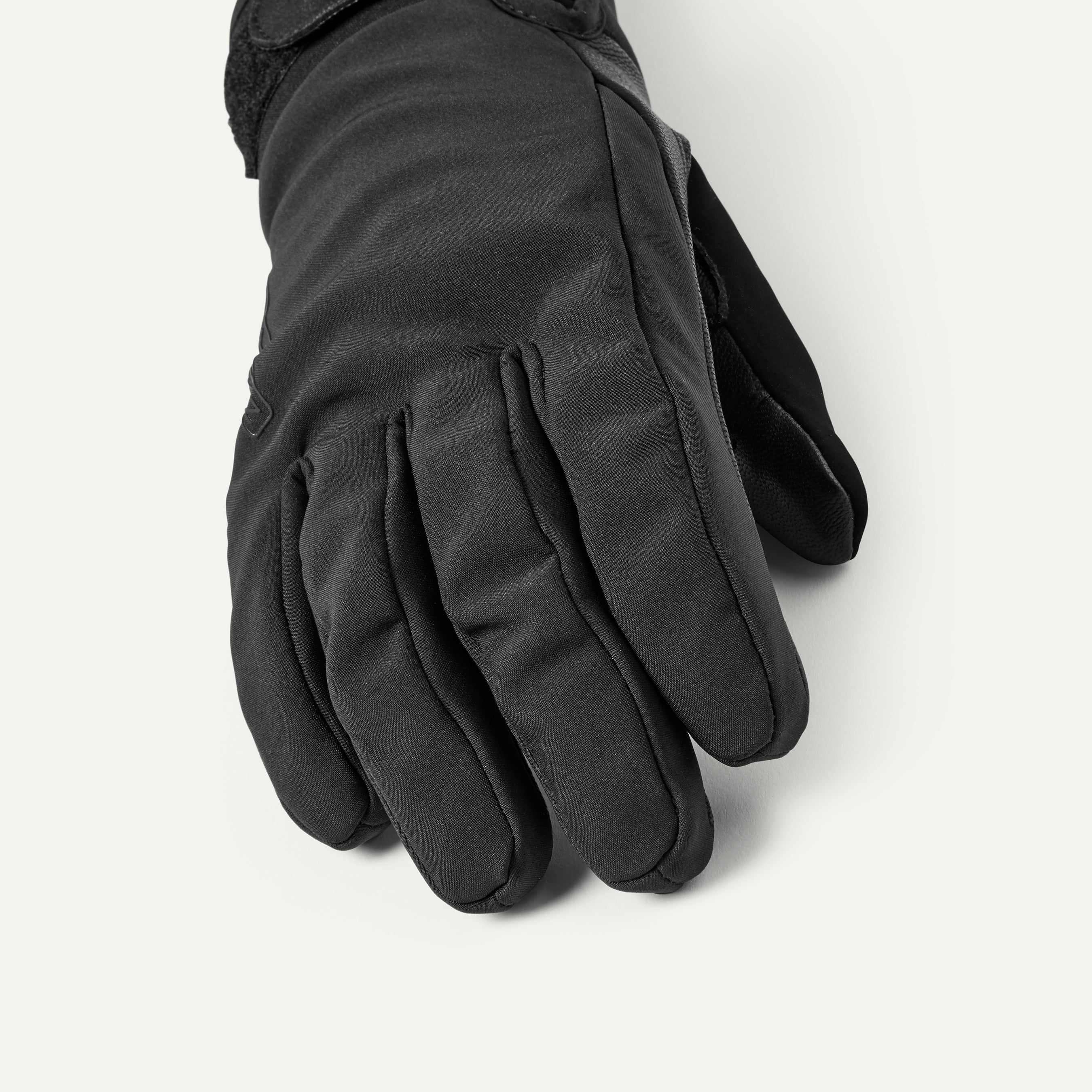 GORE-TEX Insulated Gloves | GOREWEAR US